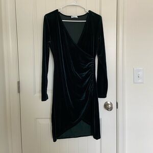 EUC‎ | Jeceika women’s velvet dress — medium